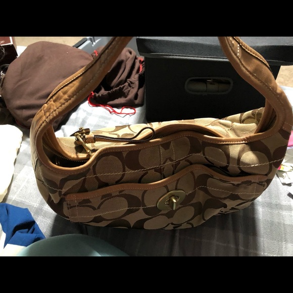 Brown coach bag - Picture 2 of 3